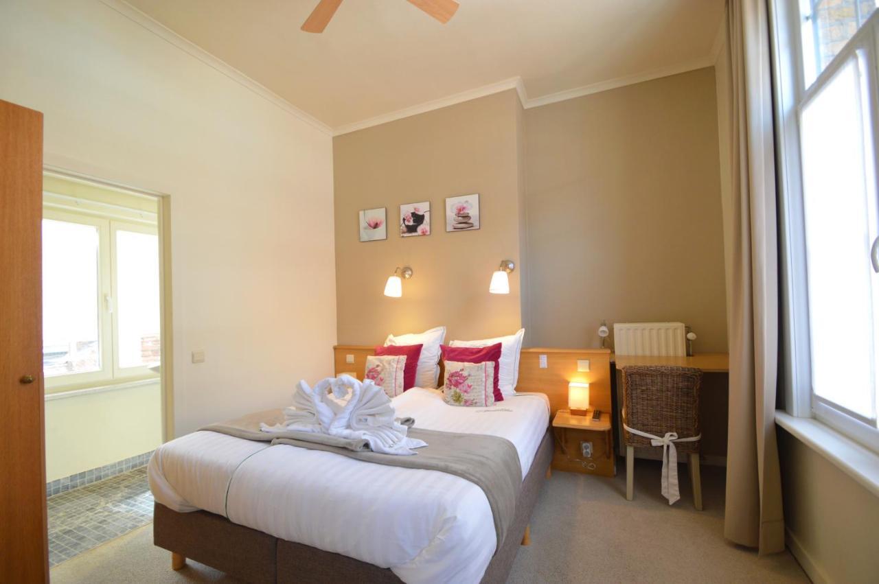 איפר Hotel Ambrosia מראה חיצוני תמונה